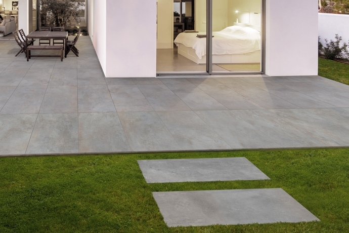 Grey industrial metallic tiles 20 mm outdoor