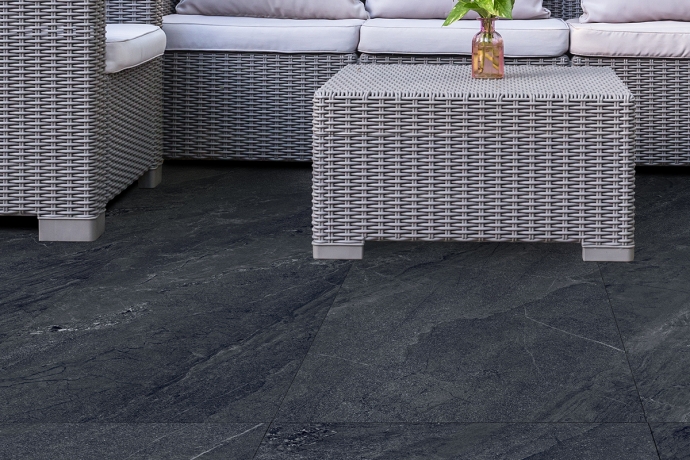 Anthracite technical marble effect floors