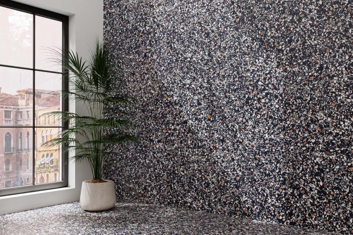 Large slabs in the classic black and white Venetian terrazzo floor