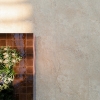 Travertino crosscut mandorla strutturato 20mm