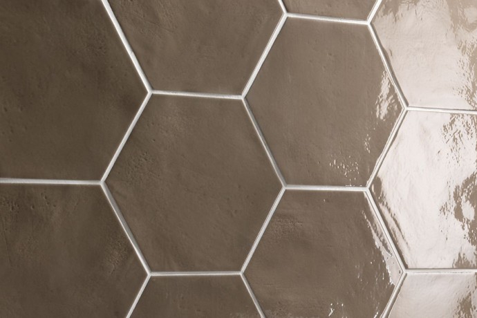 Hexagonal tiles - taupe
