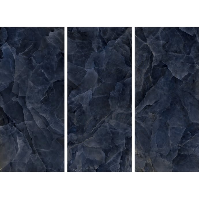 Glänzender dunkelblau marmor