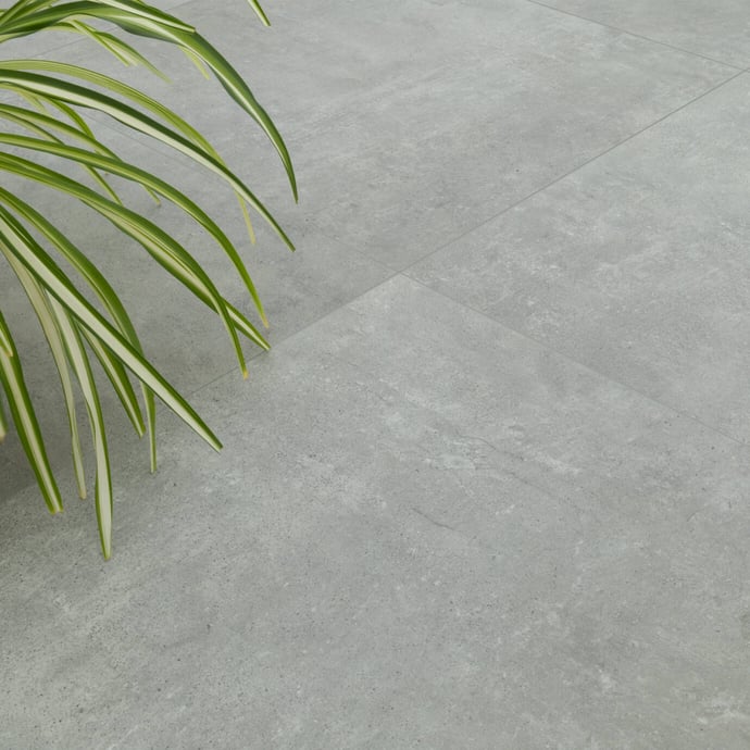 Dunkelgrauer Beton