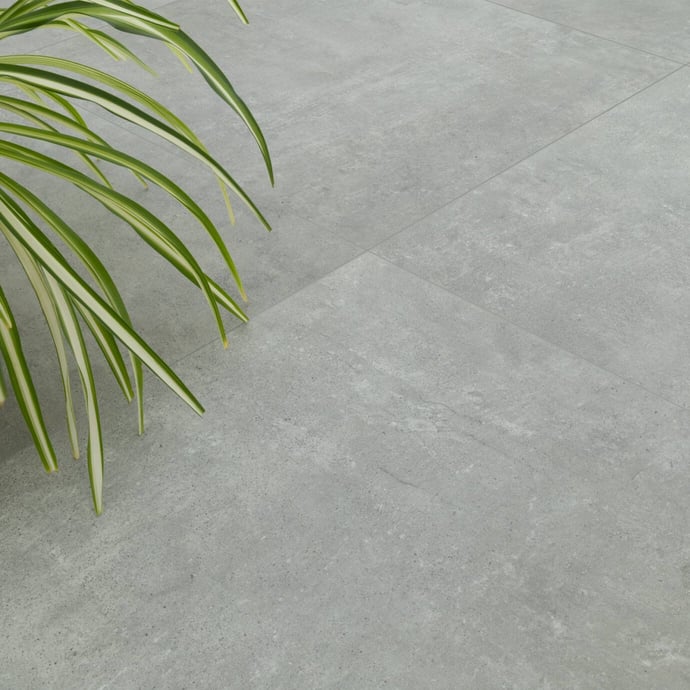 Carrelage effet béton gris foncé