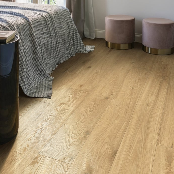 Legno chiaro essenziale larice