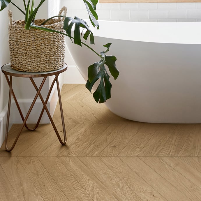 Bois clair essentiel mélèze en chevron