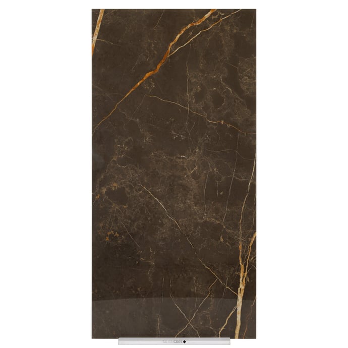 Glänzender Schwarzer Marmor mit gold Adern