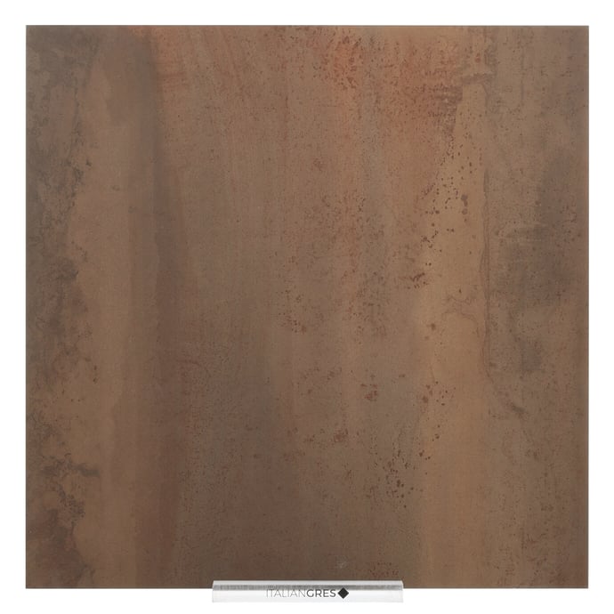 Leicht oxidiertes braunes Metall