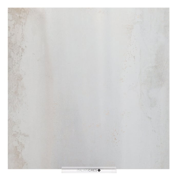Leicht oxidiertes grau Metall