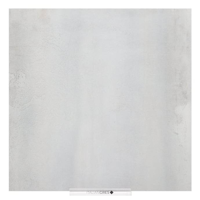 Leicht oxidiertes grau Metall