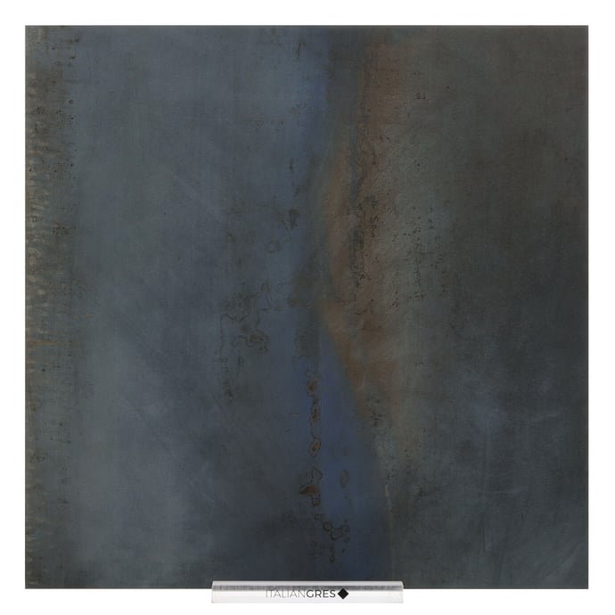 Leicht oxidiertes blau Metall
