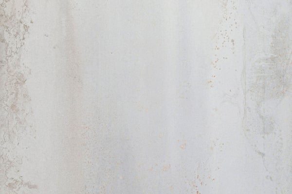 Leicht oxidiertes grau Metall