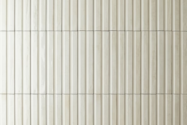 Terracotta Linear Altweiß