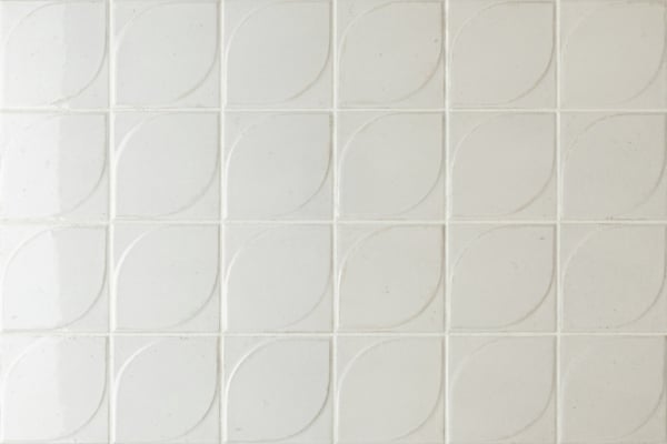 Terracotta Petal White